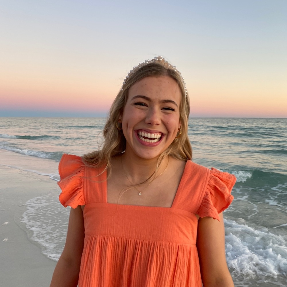 Meet your Posher, Carly